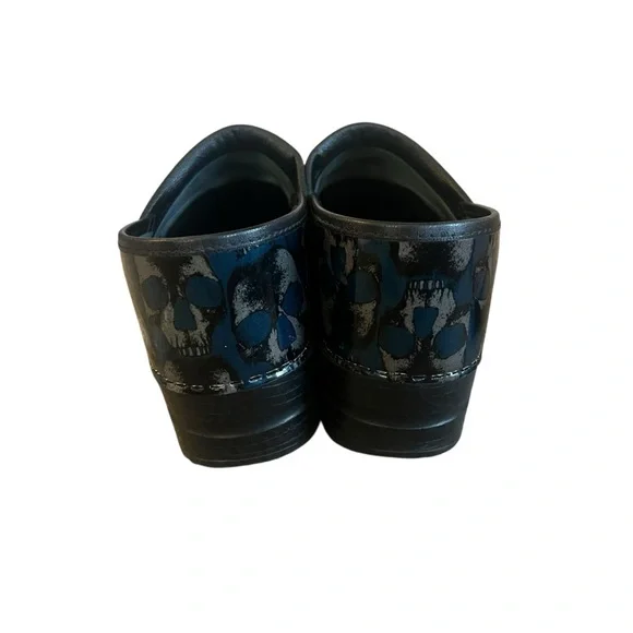 Sanita Phantom Skull Pattern Women’s Multicolored Clogs 43 - Picture 3 of 7